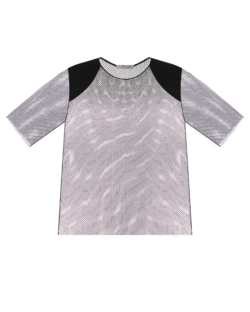 Топ з акцентними плечима